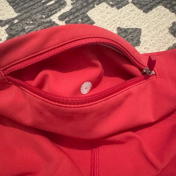 Lululemon Speed Up MR Tight 28” Size 4 - Picture 5 of 6